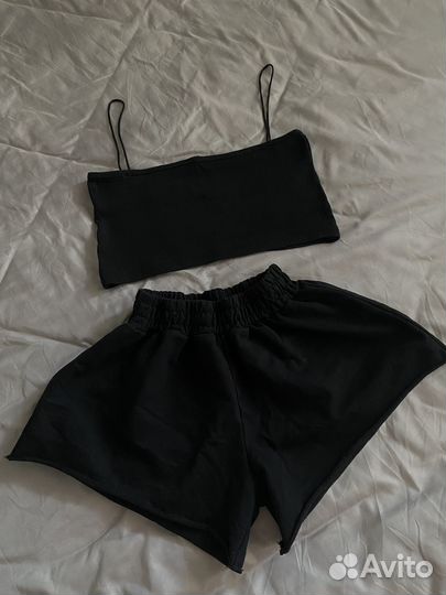 Комплект топ и шорты