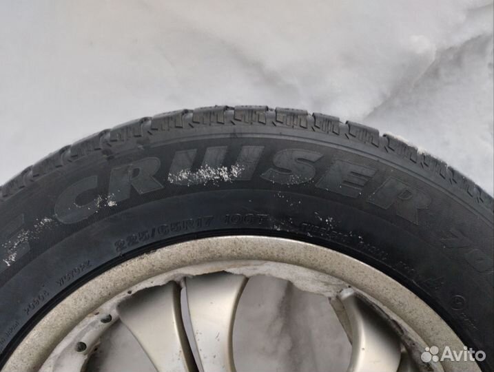 Bridgestone Ice Cruiser 7000 225/65 R17 106