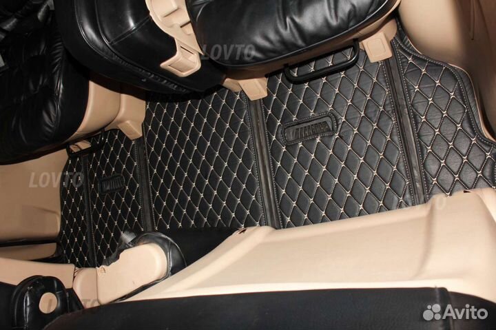 Автомобильные коврики в багажник