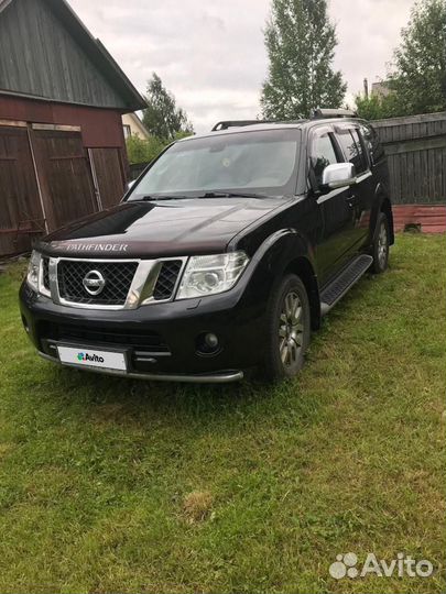 Nissan Pathfinder 2.5 AT, 2011, 250 000 км