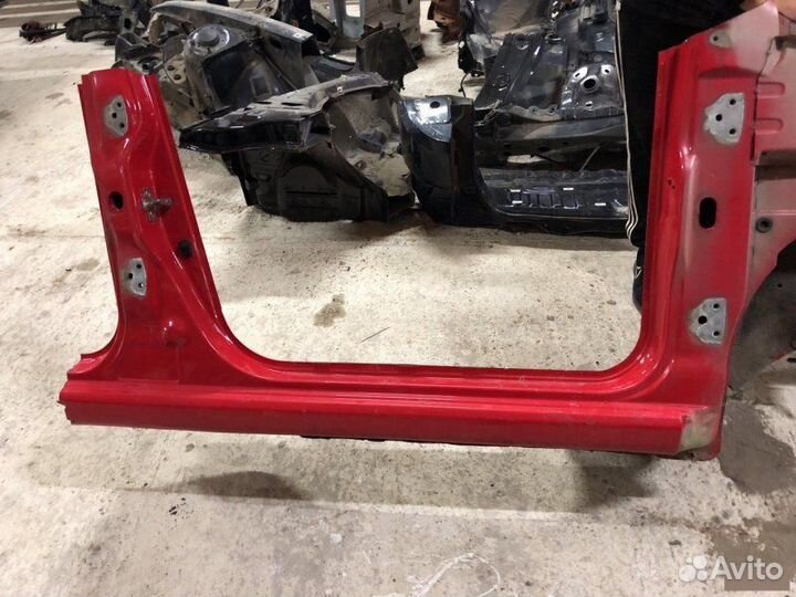 Порог передний правый Chevrolet Aveo T250 F14D3