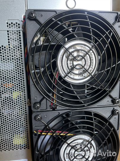 Asic майнер Bitmain Antminer S19Pro 104Th