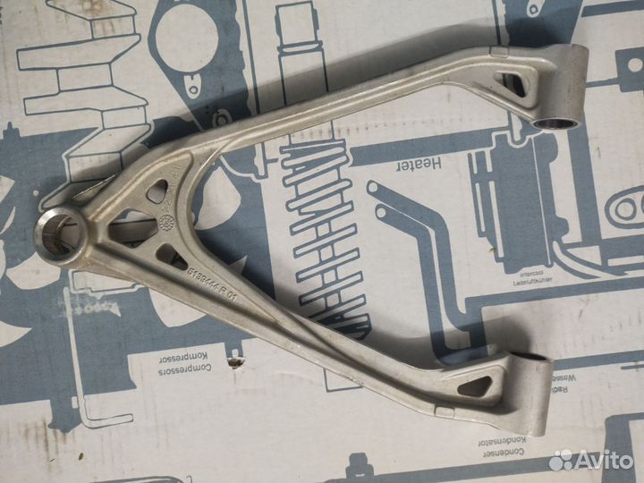 Передний верхний рычаг Polaris