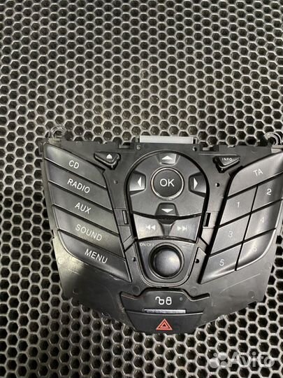 Панель управления Ford focus 3