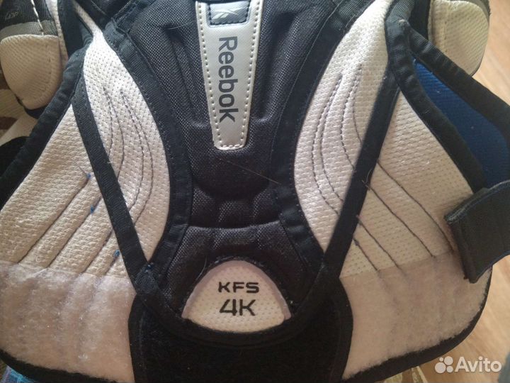 Нагрудник хоккейный детский