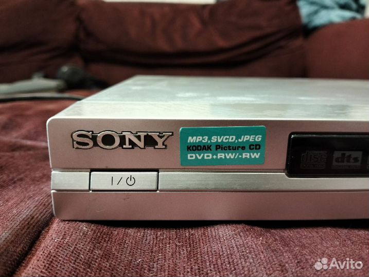 DVD плеер Sony