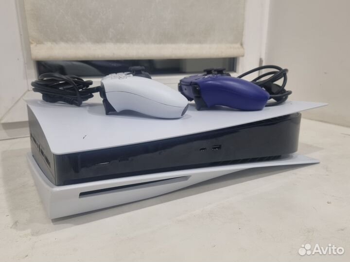 Sony playstation 5 с дисководом 2 джойстика