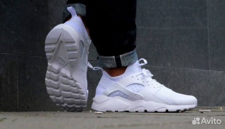 Nike air Huarache белые разм. 45