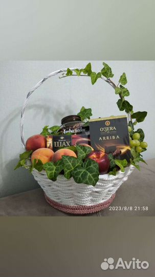 Букеты из фруктов, конфет,чая,кофе,орехов