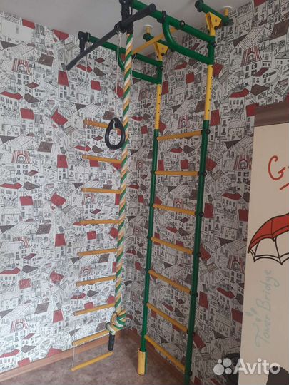 Детская шведская стенка
