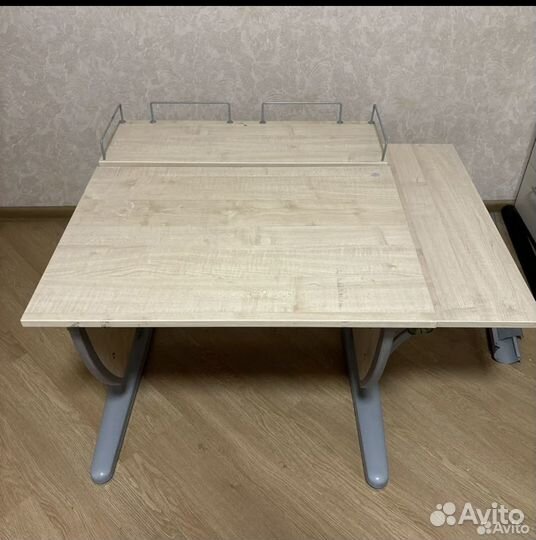 Растущая парта со стулом