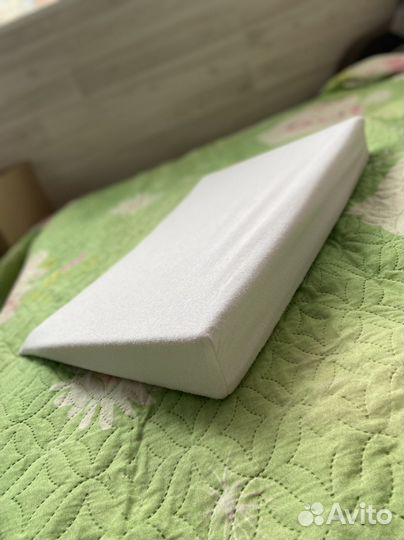 Клиновидная подушка