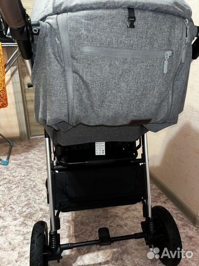 Прогулочная коляска capella