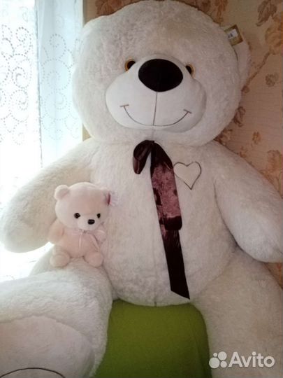 Большие плюшевые медведи