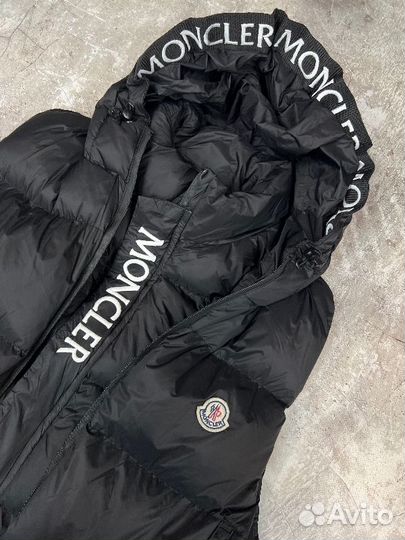 Жилетка Moncler