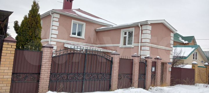 Коттедж 143 м² на участке 7,5 сот.