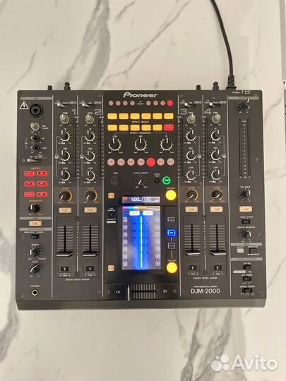 Микшерный пульт