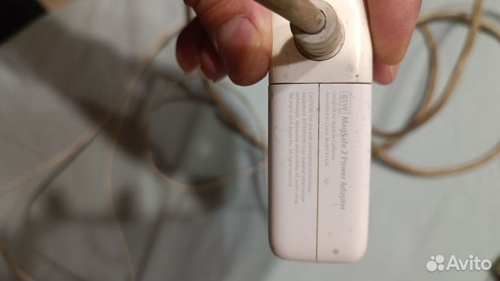 Apple magsafe 2 85w зарядное устройство на macbook