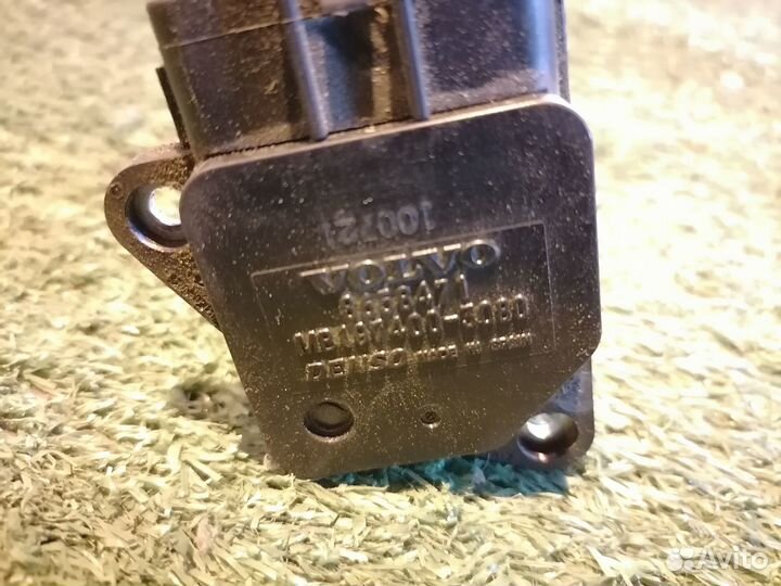 Датчик расхода воздуха 8658471 Volvo V70 S40 XC90