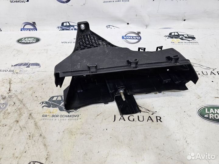 Корпус блока предохран Volvo S60 S80 V70 XC70 XC90