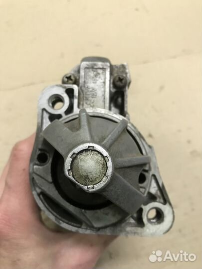 Стартер Mitsubishi Pajero 2 3.0i 1995г