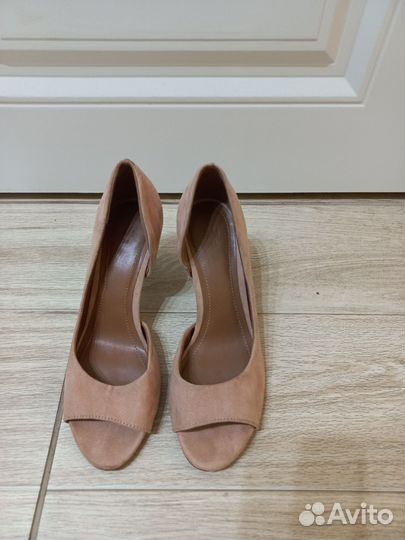 Обувь женская 36 размер
