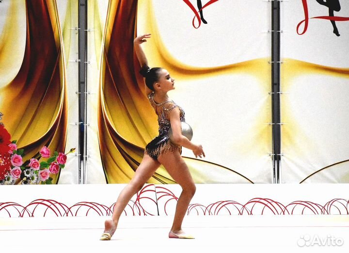 Купальник для художественной гимнастики