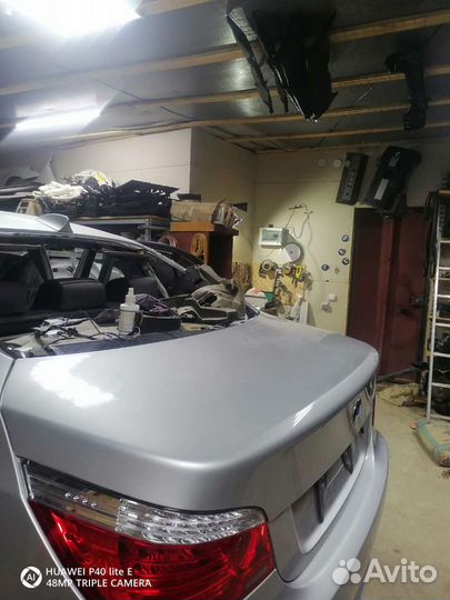 Bmw e60 крышка багажника рестайлинг