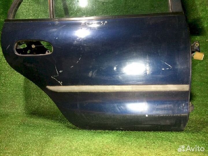 Дверь задняя правая Mitsubishi Galant E55A Синяя ц