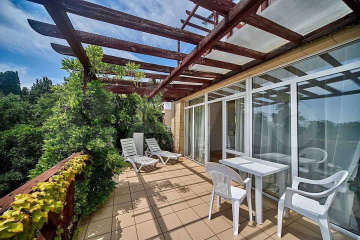 Гостиница, 400 м²