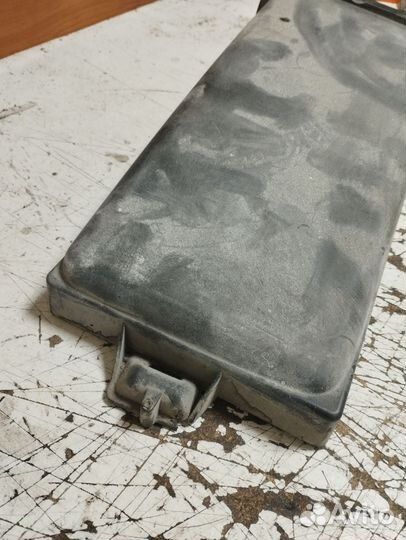 Корпус салонного фильтра BMW 7 E65 бmв 7 Е65 Е66