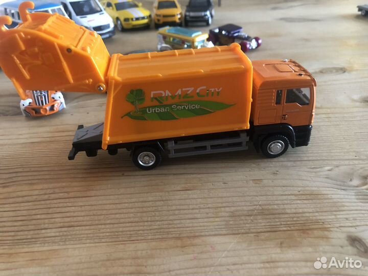 Детские машинки игрушки металлические