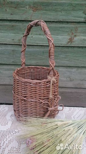 Корзина плетеная