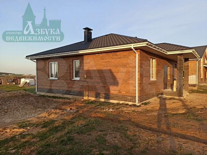 Коттедж 136 м² на участке 10 сот.