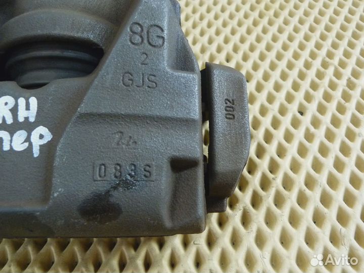 Суппорт передний правый Renault Captur 2013-2019 (410018218R)