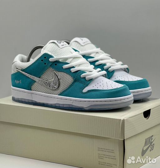 Кроссовки Nike SB Dunk Low