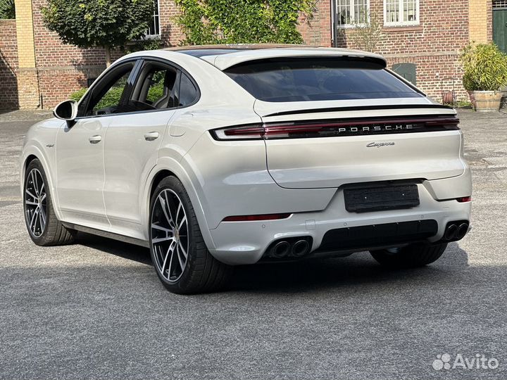 Porsche Cayenne 3.0 AT, 2024, 5 км