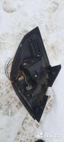 Opel антара фонарь задний