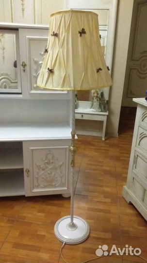 Люстра, торшер с абажуром 60гг