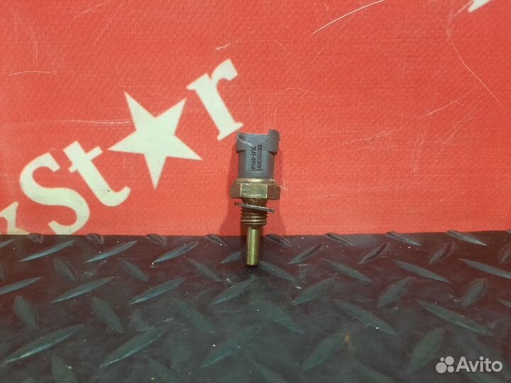 Датчик температуры охлаждающей жидкости