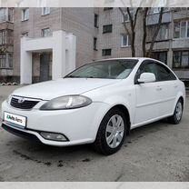 Daewoo Gentra 1.5 AT, 2014, 183 000 км, с пробегом, цена 680 000 руб.