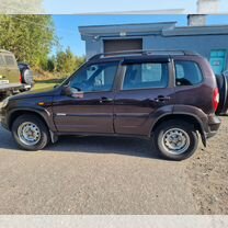 Chevrolet Niva 1.7 MT, 2011, 151 896 км, с пробегом, цена 530 000 руб.