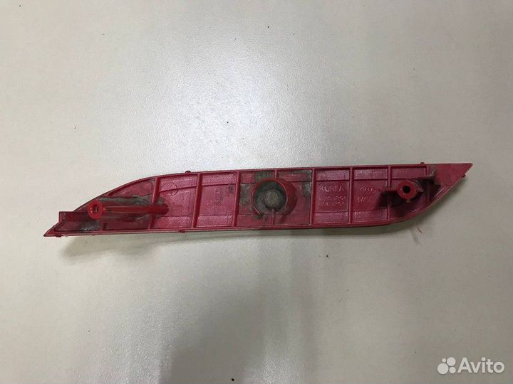 Отражатель в бампер задний правый Хэтчбек