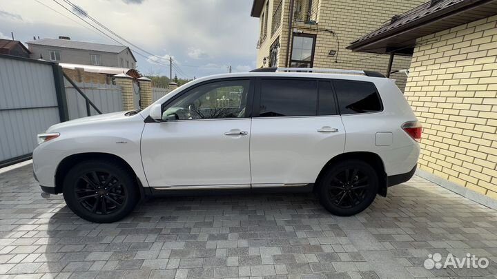 Toyota Highlander 3.5 AT, 2012, 235 193 км
