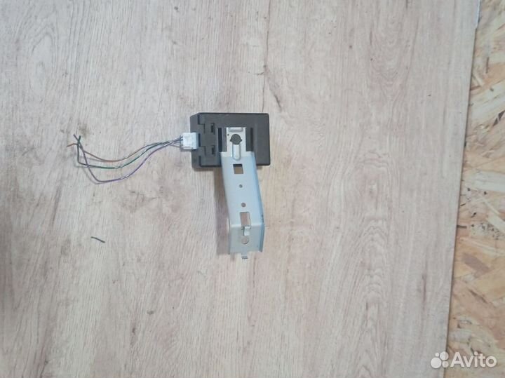 Блок управления центральным замком Juke F15