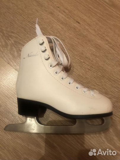 Коньки фигурные