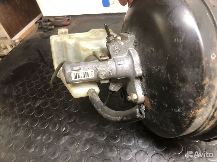 Вакуумный усилитель тормозов Range Rover 3