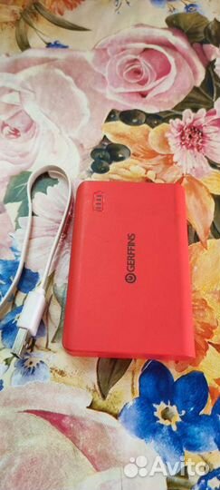 Внешний аккумулятор Gerffins G600. Объём 6000 мАч