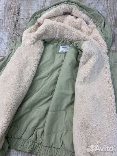 Куртка bershka