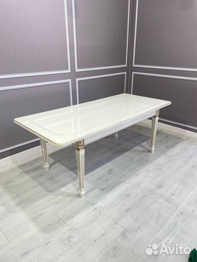 Кухонный стол. Доставка по всей России